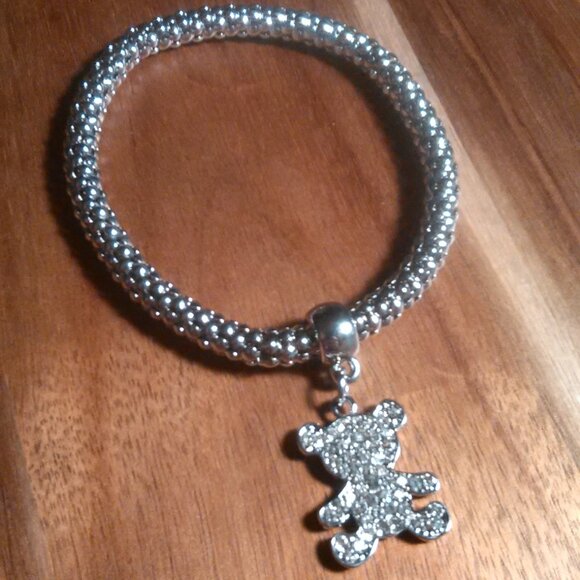 White Austrian Crystal Teddy Bear Silvertone Stretch Bracelet - Picture 3 of 8